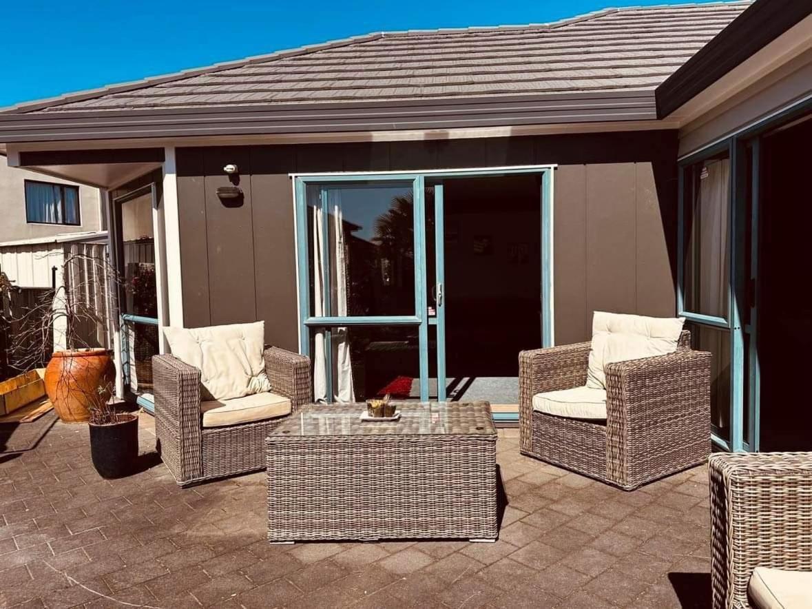 Observation Guest Suite Paraparaumu Exterior foto