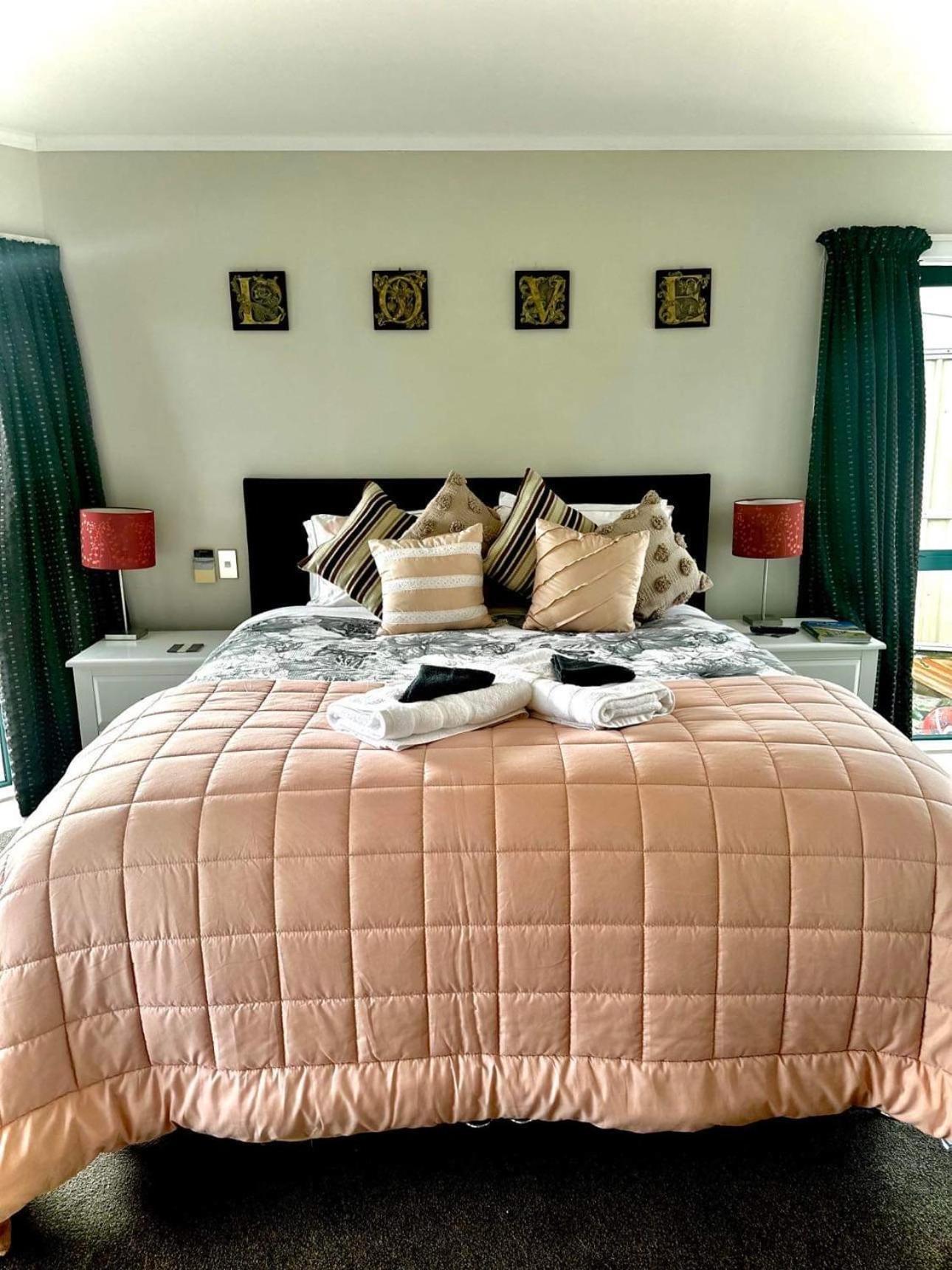 Observation Guest Suite Paraparaumu Exterior foto